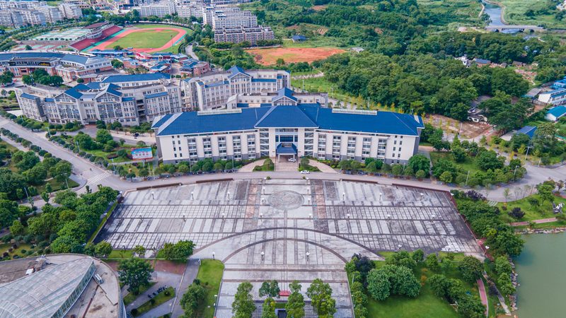 绕线电阻：揭秘其制造工艺与选购要点